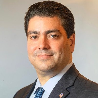 Candidate for NYC Council, Dist 38 | @RNHANewYork State Chairman | Nonprofit & Finance Pro | Fmr Wall St Analyst, Risk Mgr, Banker, FA | Husband, Dad 🇺🇸🇵🇷