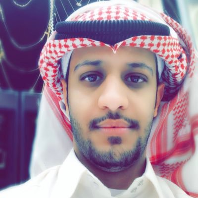 علمتنيّ آلحيآة آن آحترمْ عقول آلبشرٌ ولكنَ لآإ آثق بهآإ