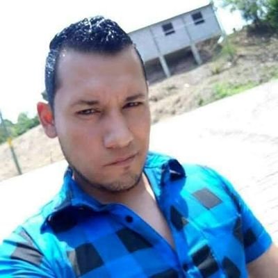 Diseñé miles de inventos revolucionarios que me habrían convertido en el hombre más rico del mundo... Pero... Los guarde en Megaupload. Ahora soy Gamer!