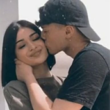 rami0594853696's profile picture. - منذ أن أحببتك وأنا أضيء، كأني ابتلعت القمر في قلبي 🧡🧡🧡🧡