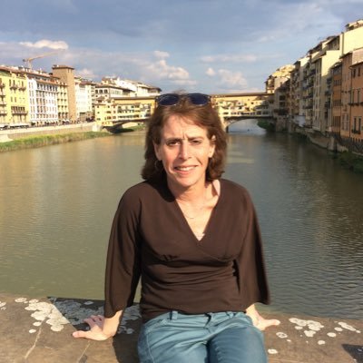 Tinakra34549699's profile picture. 