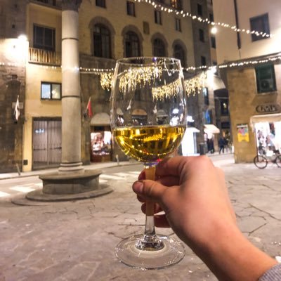 OksanaOlyva's profile picture. 