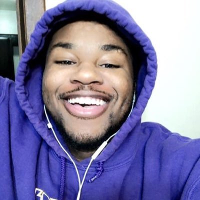 JayceTa11's profile picture. This is how you measure a man . When his world start to fall down you see how tall he stand .