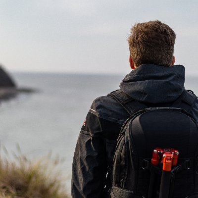 Bioscientist 🦠🥼🧫 | Interested in nature, life science and photography. | IG: charlie_fricke