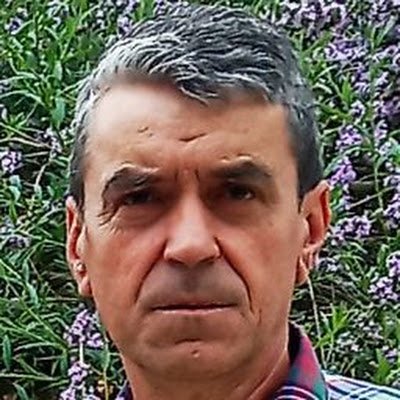 DetelinNandor's profile picture. easy...