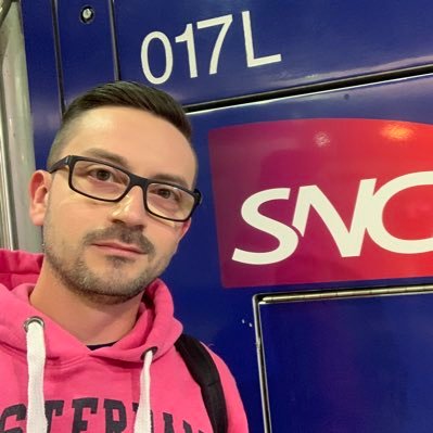 Mes propos n’engagent que moi 🙂 Communicant #SNCF, engagé syndicalement avec l’#UNSA 🏳️‍🌈