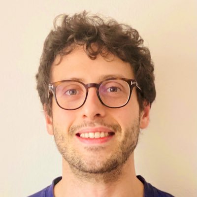 Master degree in Physics. Currently PhD student at the University of Barcelona (Spain). Biophysics / Single-Molecule Physics / Non-equilibrium Physics.