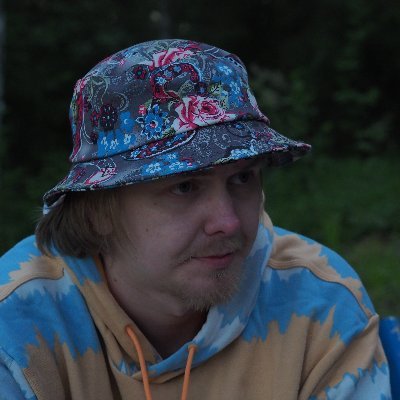 WEkuFPS Profile Picture