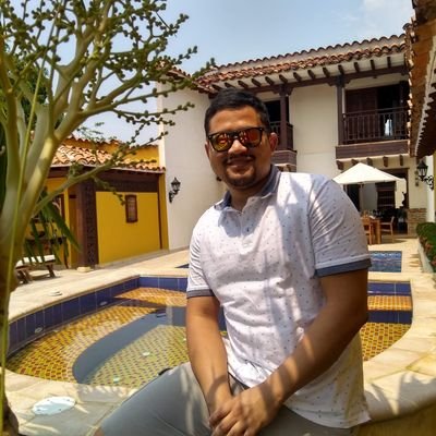 eduard_now's profile picture. 