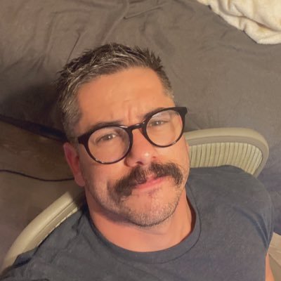 Troglodyte. Dog lover. Democrat. 🏋🏻♂️👨🏻🌈 He/Him. Everyone is welcome here 🏳️🌈🏳️⚧️ #transAlly #BLM DM me with dog pics