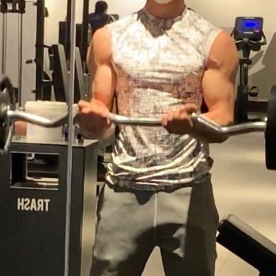 WhiteSilver7777's profile picture. RADWIMPS/優里