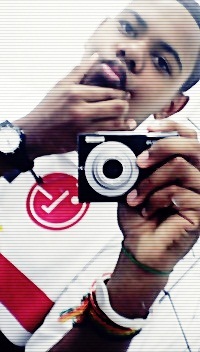 Eles dizem que é impossível encontrar o amor sem perder a razão.. ♫
http://t.co/cvQ5TQyAMk