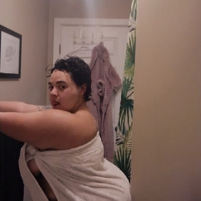 sn4ckymac's profile picture. 23| Canadian 🇨🇦 Queer🌈| #NSFW/ 18+| they/them
💖 BBW 💖 domme 💖 kinky shit 💖 voyeurism 💖 outdoors 💖