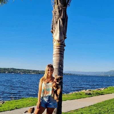 greatthoughts8's profile picture. Hay una fuerza motriz más fuerte que el vapor la electricidad y la energía atómica : La voluntad!