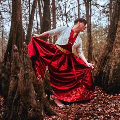 royal_cherriot's profile picture. Roman Sanders, my one true love❤️