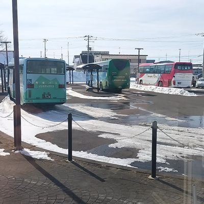 アカウント乗っ取りやめてください😥。バス、列車好きな者です。
変なアカウントからのフォローお断り