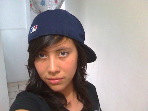 Gryz_dant's profile picture. Hablo mucho, pero se escuchar  a los demás, siempre trato de llevarme bien con todos y siempre trato de estar feliz... siempre hay que superar las cosas ;)