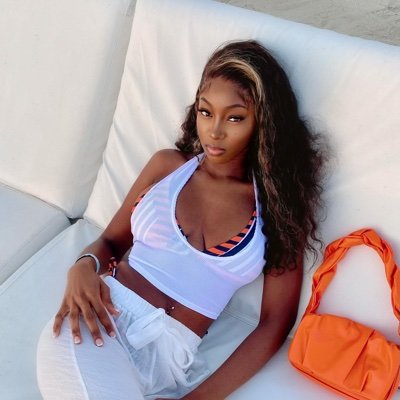 Building a fashion brand | Designer + Founder of @daolondon shop my designs on https://t.co/KntMBGp98E