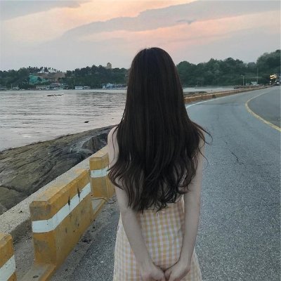 ふれ&みせあい募集アカです😆
男の人と出会いがないので始めてみました💖
喜んでもらうの大好き❤
フォローしてくれたらdm送りますね✉💝