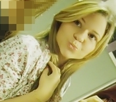 ★ Bipolar,inconstante,cheia de manias.Ás vezes tímida,ás vezes louca.Tenho fases que nem a lua,ás vezes nem eu mesma me entendo. Hoje,quero muito.Amanhã? talvez