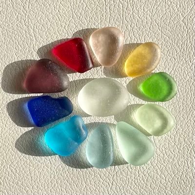 beachcomber219's profile picture. 横浜出身、千葉在住。只今、田舎ライフを満喫中！ビーチコーミングな日々を呟きます。トキメクお宝に出会いたい！貝殻・シーグラス・陶片・レトロ瓶・石採取とアクセサリー作りが好き。同じ趣味の人と繋がりたい、そんな今日この頃。