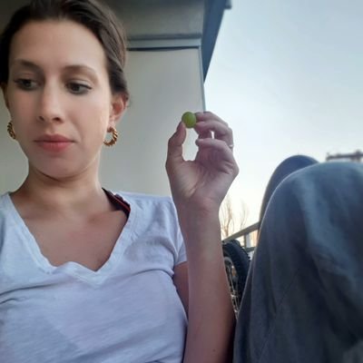 mlhalling's profile picture. she/her. big 🧩 energy. all tweets are my own.
