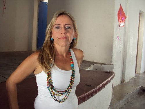 Tudo posso naquele que me fortalece.Amo Jesus e minha família.