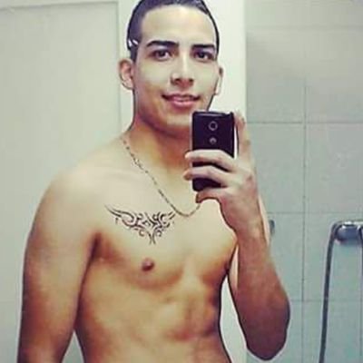 Carlos24021995's profile picture. 