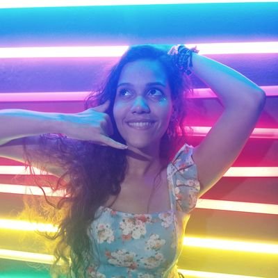 Como as redes sociais on-line contribuem com a ressignificação e o impulsionamento do futebol de mulheres?
