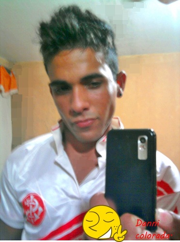 Tenho 19 anos,Sou #Palmeirense ,Gosto de curti a Vida e Amo Futebol.