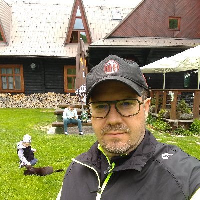 6fbd0b4740824c2's profile picture. Father, husband, lawyer, AC Milan fan