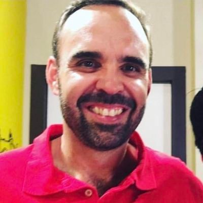 Regresando al ámbito político por un México mejor. Próximo jefe de gobierno. Próximo presidente de la república 2042 Labores de granja. Parody.