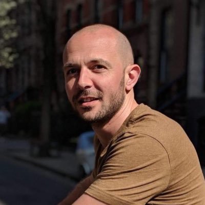 Quantitative UX researcher @Meta | @Princeton PhD