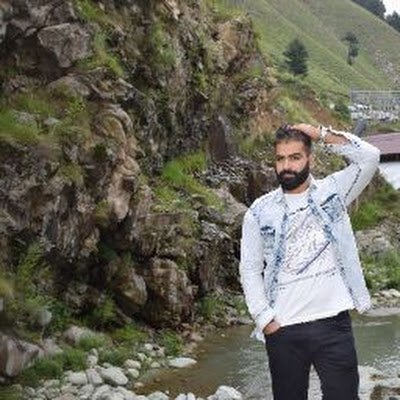 muntazer_baba's profile picture. 