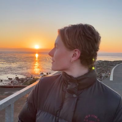 tom_____hughes's profile picture. 