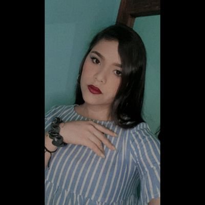 Adriana19831135's profile picture. #PrimaryColours ♥