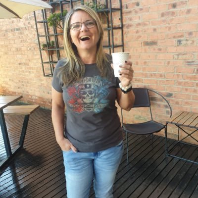 missMelonieann's profile picture. 