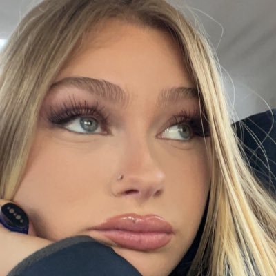 lilmamalexie's profile picture. 