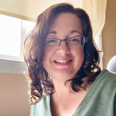 aquazie's profile picture. Product UX Designer, Mom