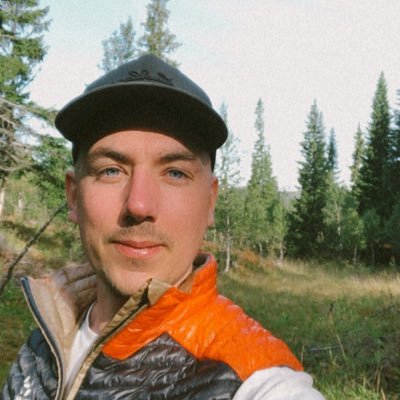 nikisjolund's profile picture. hej