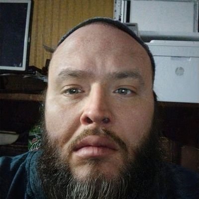 I am an Orthodox Jew who loves music, programs and repairs computers on the side.