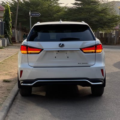 aaretobi101's profile picture. 🧡💛💚