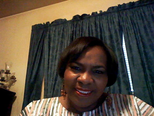 peachnectar195's profile picture. Divorced for 7 years..No children five wonderful nieces and nephews.  Live with mom, making sure all is well.  Currently retired, so living life to the fullest