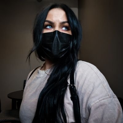 LisaDeckerx's profile picture. Im allergic to BS•Defined•SHEESH!