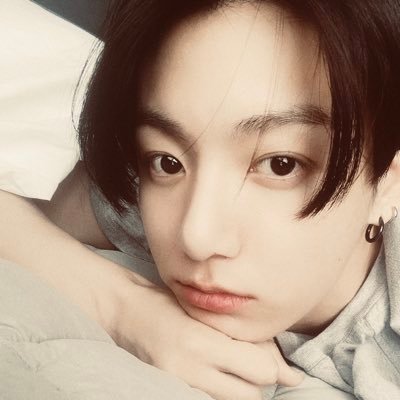 hana13_26's profile picture. BTS💜大人ARMY☆★グク🐰寄りのオルペン💜／LOVEグクミン🐰🐥／息子→ジンペン／ BT21→KOYAが大好き🐨／新しくBTSアカ作りました。のんびり自分のペースでつぶやきます。ARMYさんとお友達になりたい💜無言フォローOKです♬