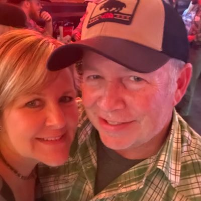 DerekWoolwine's profile picture. I love my kids, wife, family, pit bulls, and COUNTRY. 🇺🇸 I’m a little crazy but the world’s insane.