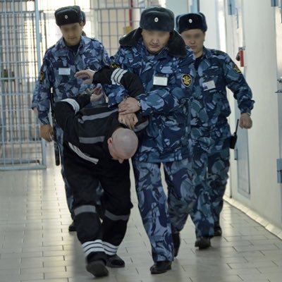 🔞 NSFW. Prison play, punishment, headshave, chastity. 囚禁, 羞辱, 寸头, 贞操