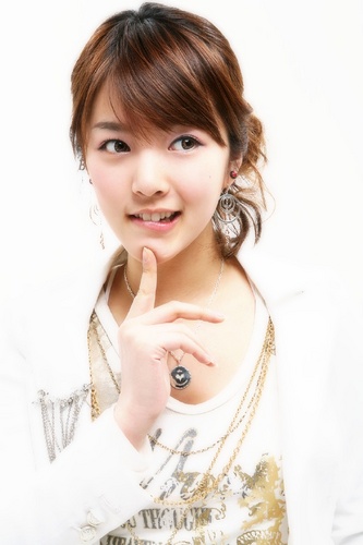 lhcaroline0919's profile picture. more attention on ipad 2 accessories and other apple items...