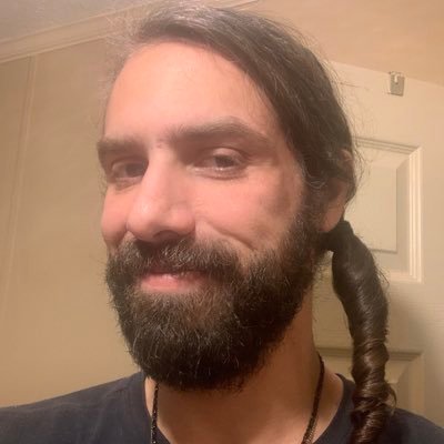 zwar_333's profile picture. LIVE daily at 2pm ET-yoga, meditation, tarot, 420// purveyor of fine tie-dye products https://t.co/StDSjna4QA captain of the #modernark discord server