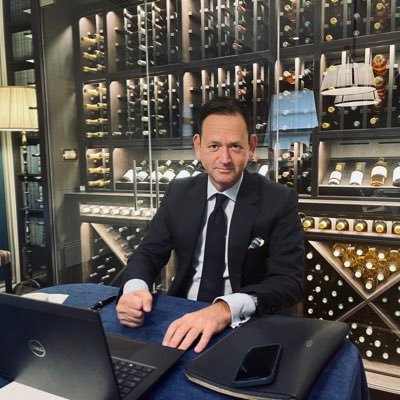 JustinBalcombe's profile picture. Business trouble shooter, mentor, investor, avid runner, hack DJ, doting dad, prefers fish to meat, red to white, Views are my own.